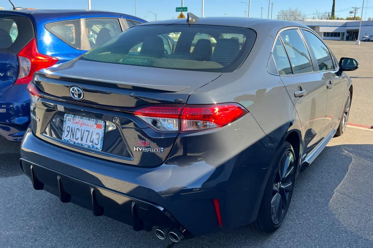 2024 Toyota Corolla Hybrid SE