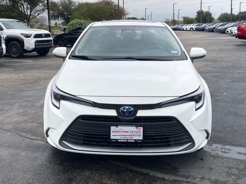 2024 Toyota Corolla Hybrid XLE
