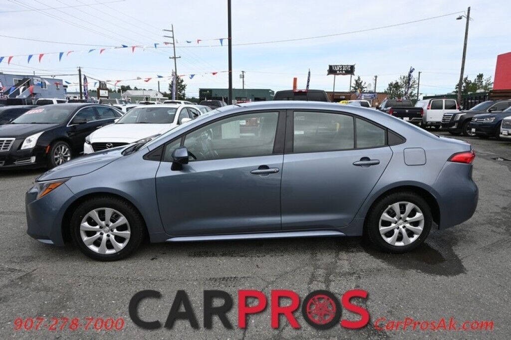 2024 Toyota Corolla LE - Automatic - Premium Cloth Seats - Adaptive Cruise Control - Apple Carplay & Android Auto - Back Up Camera - Keyless Entry - 41 MPG - 1 Owner