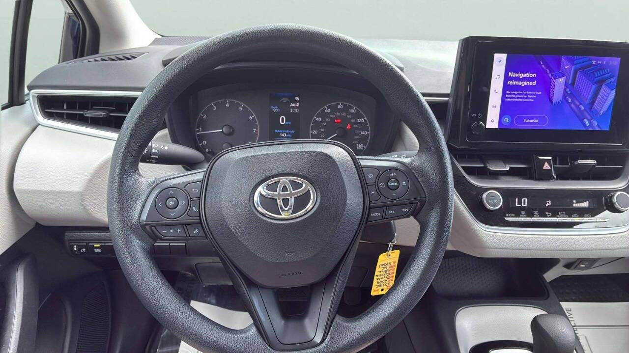 2024 Toyota Corolla LE 4dr Sedan Chesterfield MI