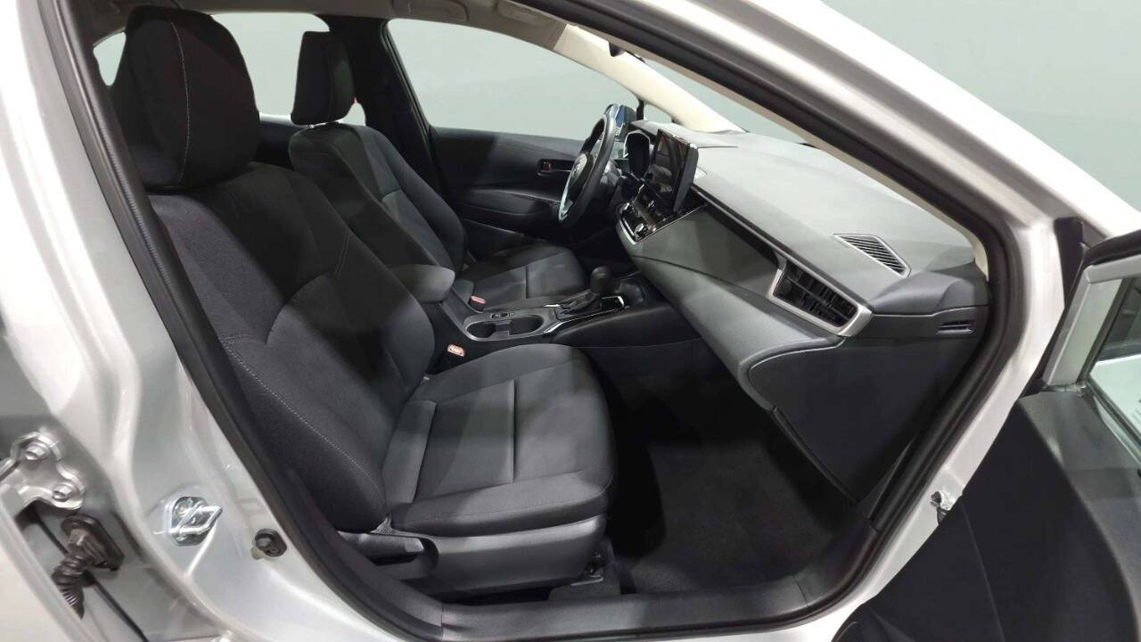2024 Toyota Corolla LE 4dr Sedan Lake Orion MI