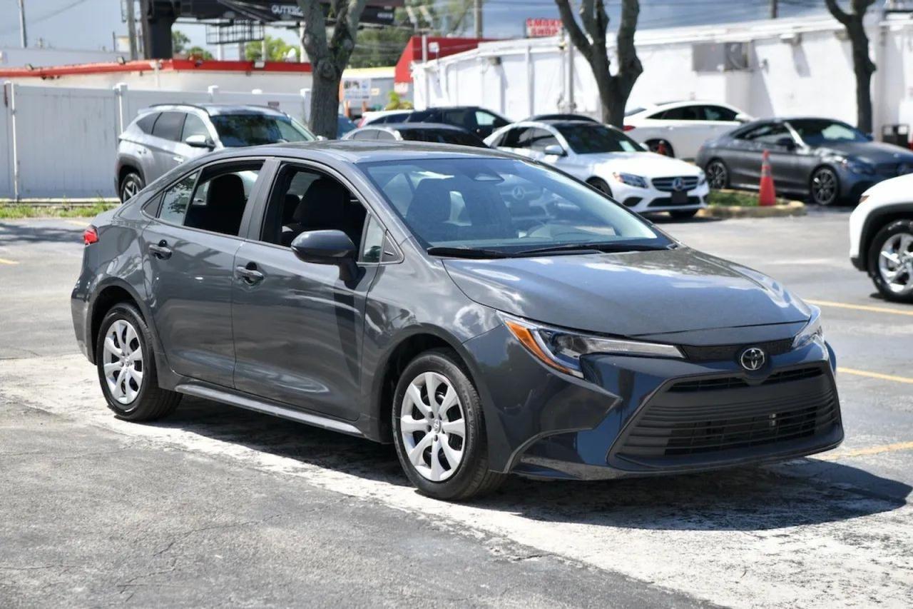 2024 Toyota Corolla LE