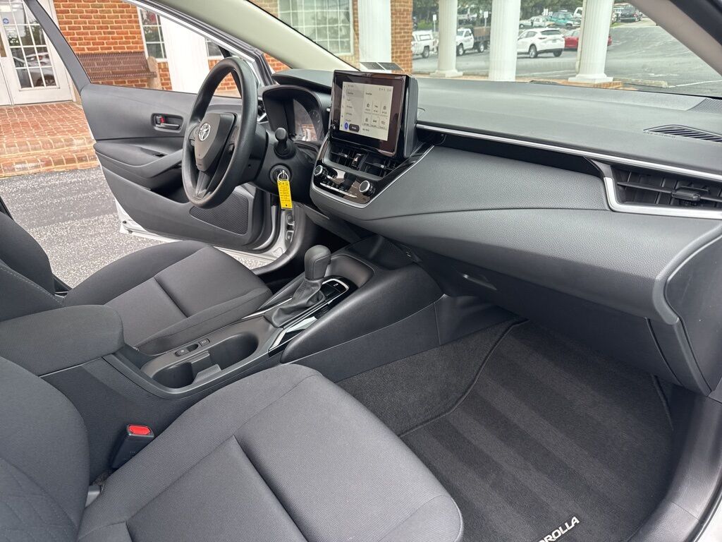2024 Toyota Corolla LE Mount Joy PA