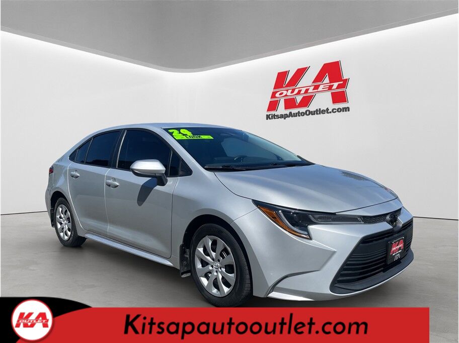 2024 Toyota Corolla LE Sedan 4D