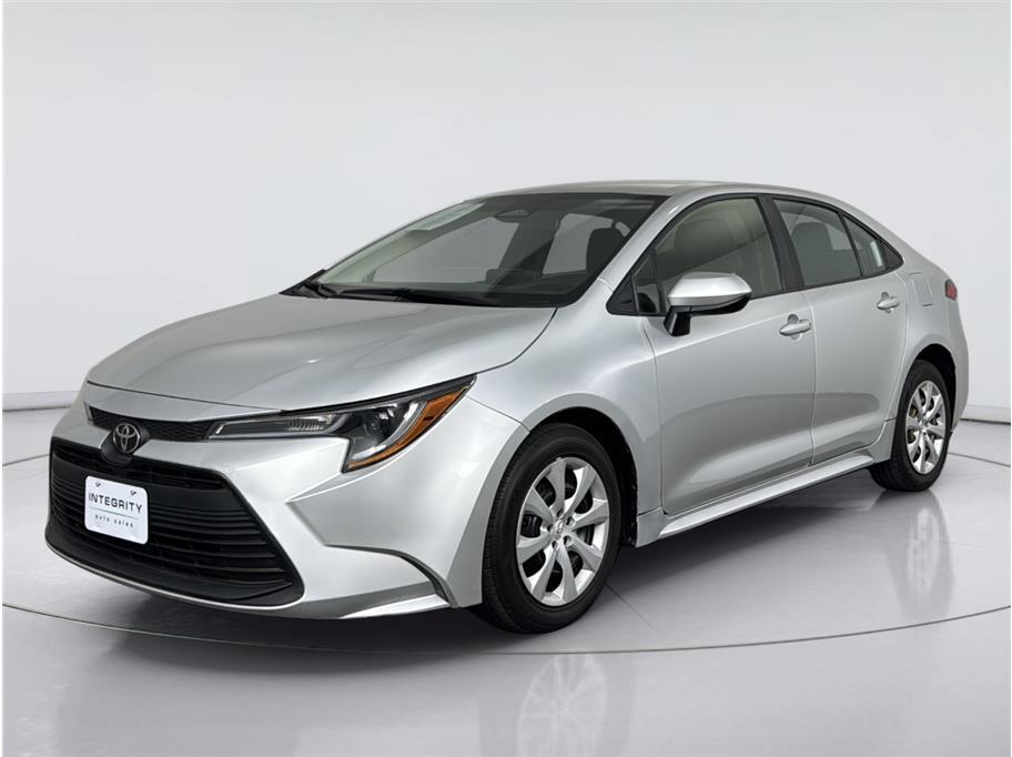 2024 Toyota Corolla LE Sedan 4D