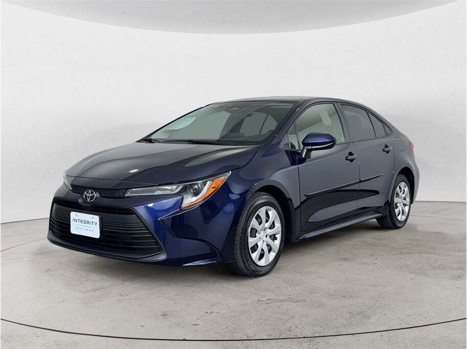 2024 Toyota Corolla LE Sedan 4D