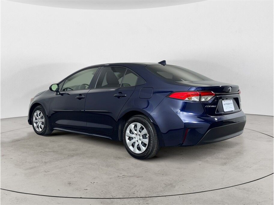 2024 Toyota Corolla LE Sedan 4D