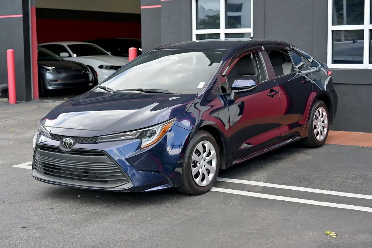 2024 Toyota Corolla LE Sedan 4D Doral FL