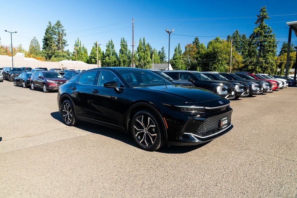 2024 Toyota Crown Limited Milwaukie OR