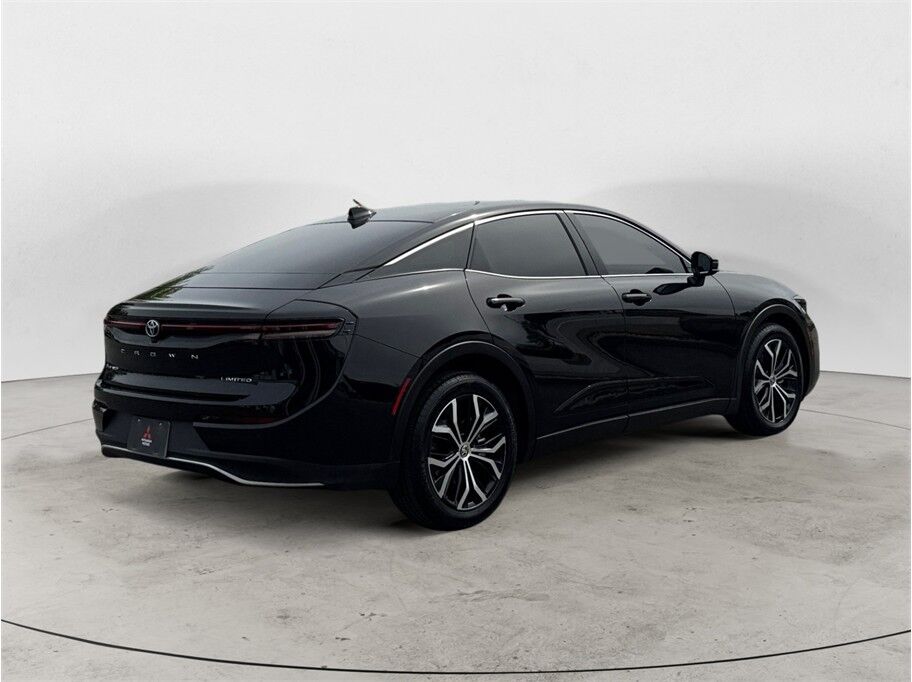 2024 Toyota Crown Limited Sedan 4D Folsom CA