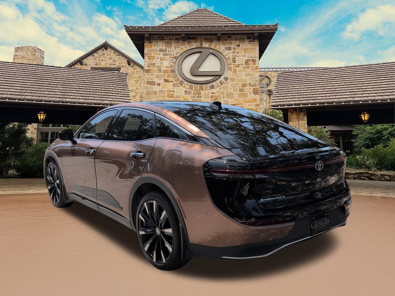2024 Toyota Crown Platinum