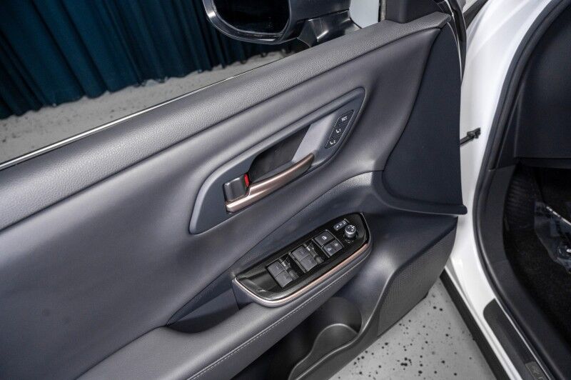 2024 Toyota Crown Platinum Sedan Scottsdale AZ