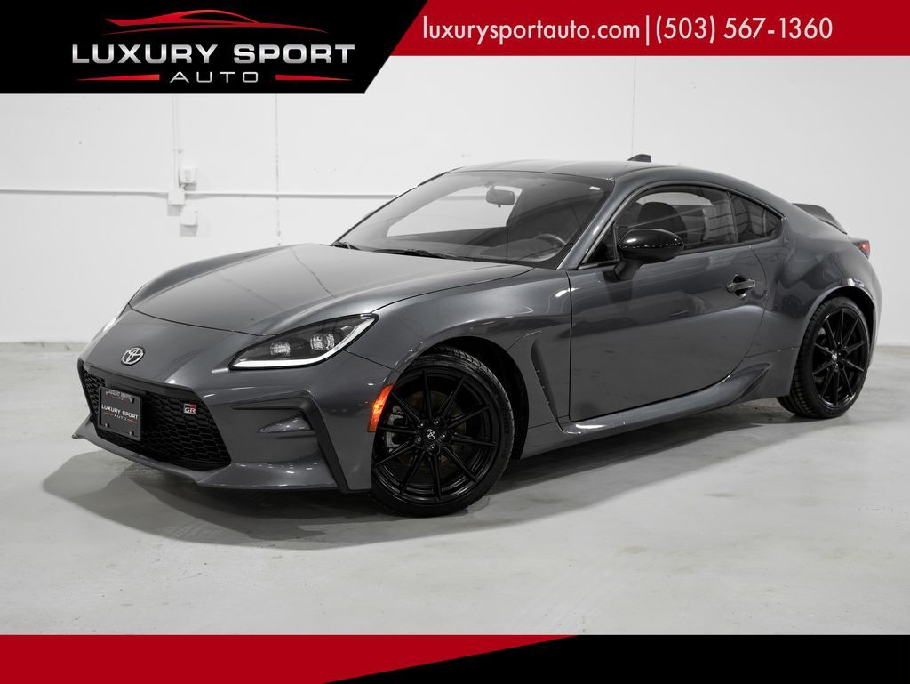 2024 Toyota GR86 Premium