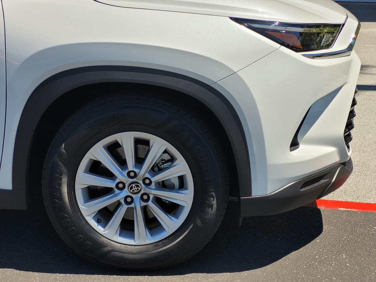 2024 Toyota GRAND HIGHLANDER HYBRID XLE Vacaville CA
