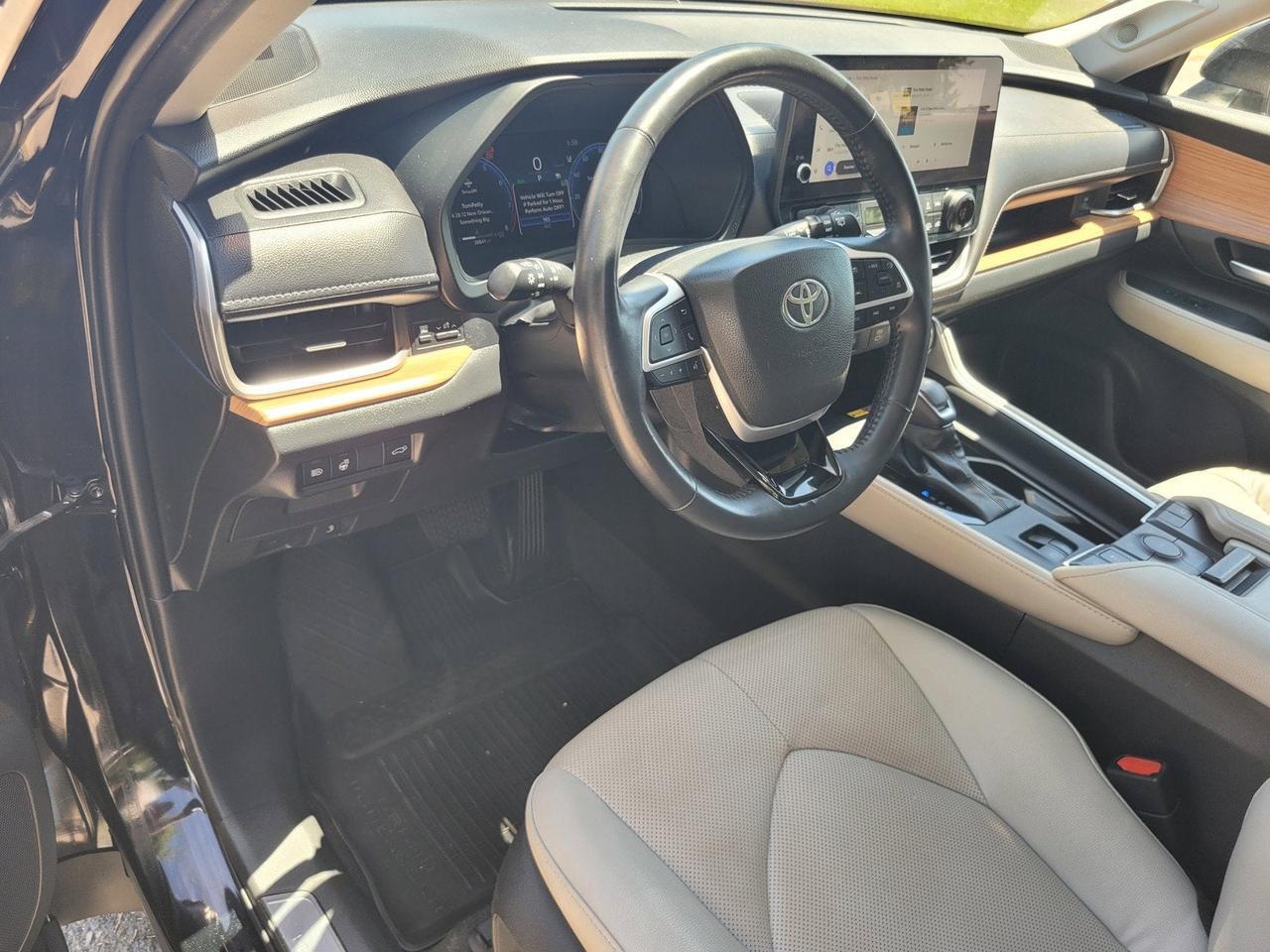 2024 Toyota GRAND HIGHLANDER LIMITED Roseville CA