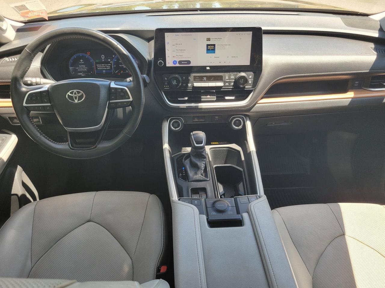 2024 Toyota GRAND HIGHLANDER LIMITED Roseville CA