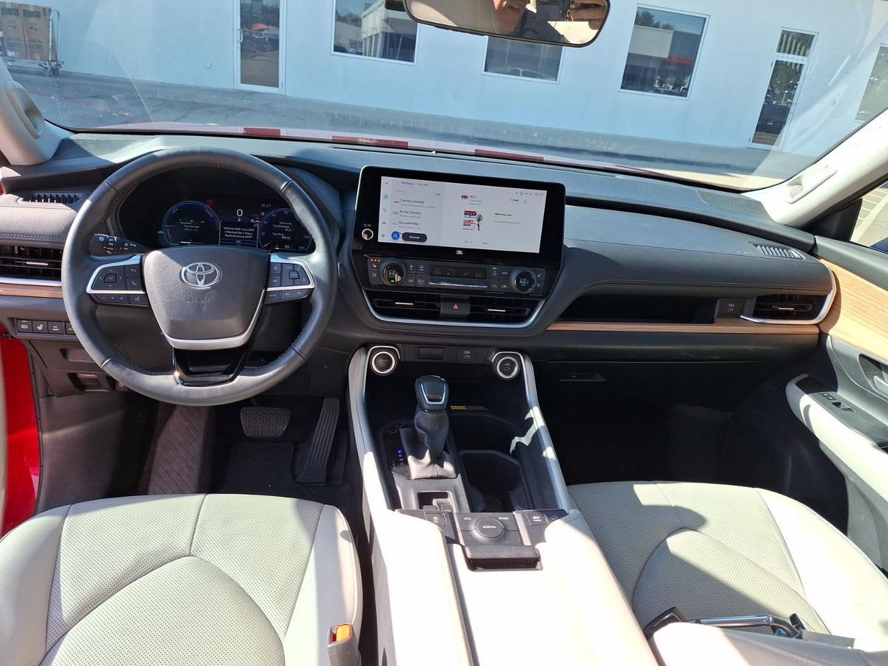 2024 Toyota Grand Highlander Hybrid Limited Hurst TX