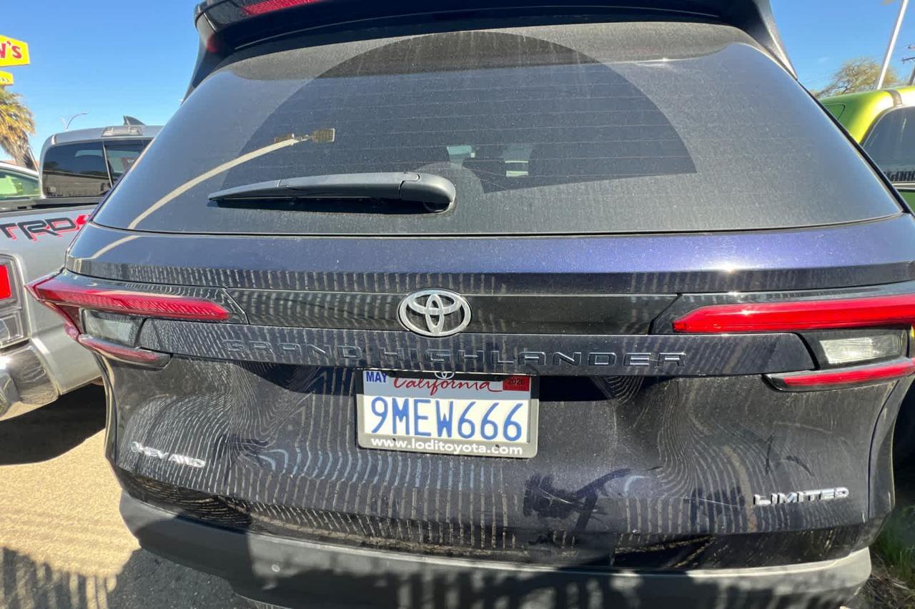 2024 Toyota Grand Highlander Hybrid Limited Roseville CA