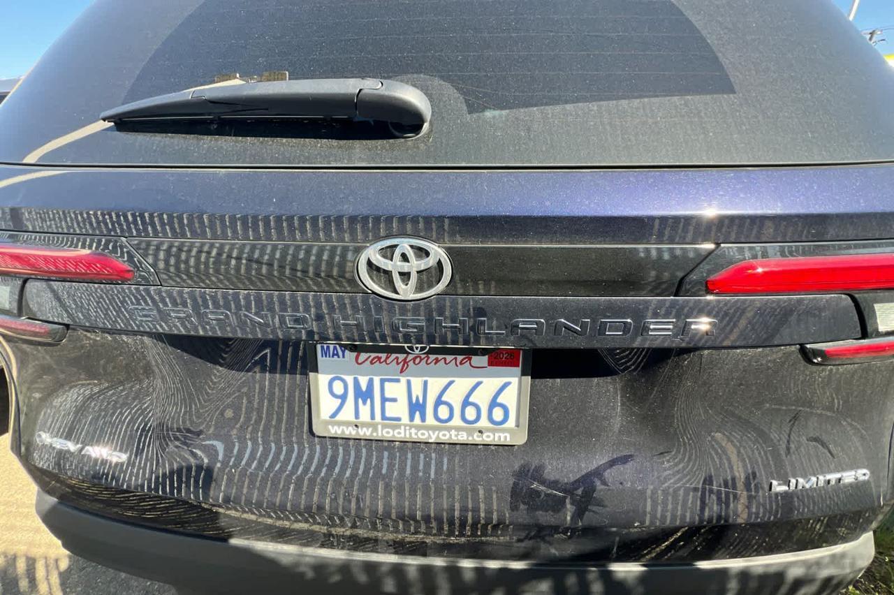 2024 Toyota Grand Highlander Hybrid Limited Roseville CA