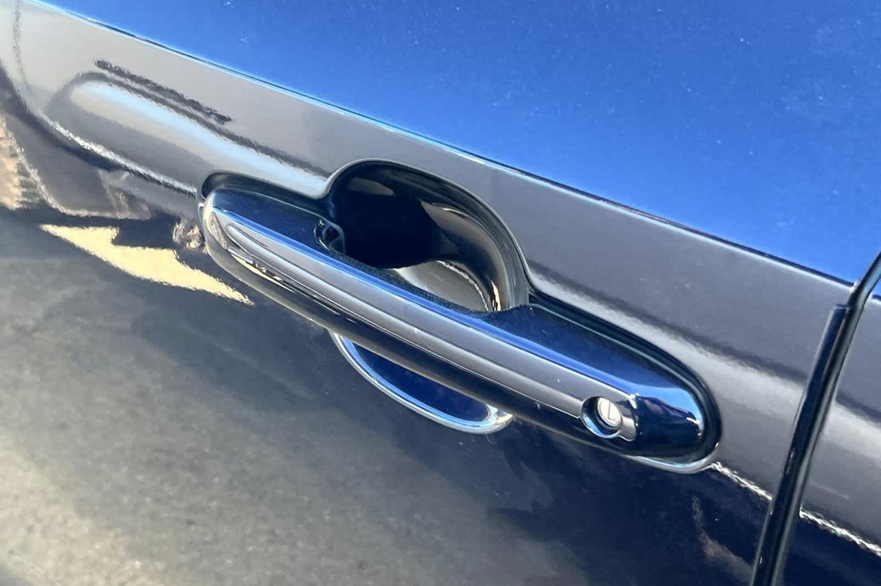 2024 Toyota Grand Highlander Hybrid Limited Roseville CA