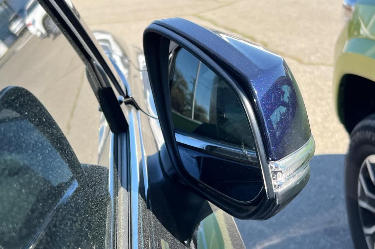 2024 Toyota Grand Highlander Hybrid Limited Roseville CA