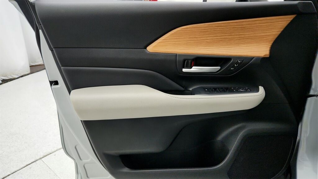 2024 Toyota Grand Highlander Hybrid Limited Laurel MD