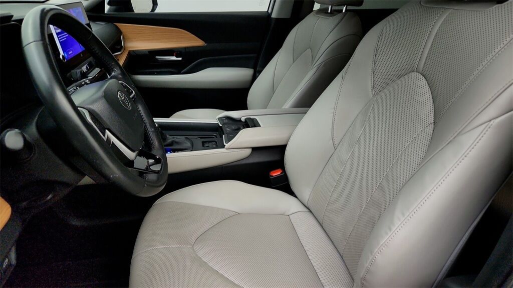 2024 Toyota Grand Highlander Hybrid Limited Laurel MD