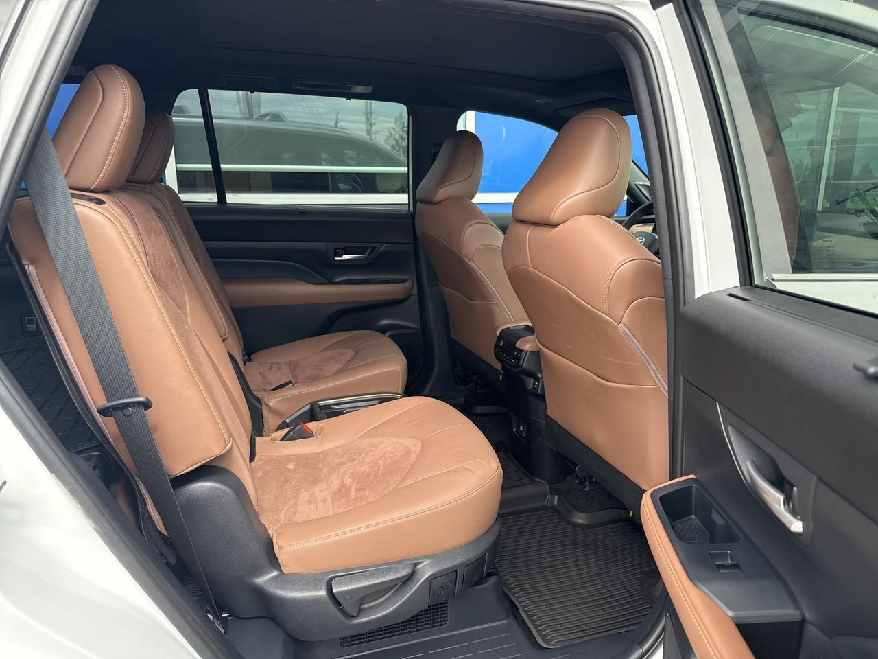 2024 Toyota Grand Highlander Hybrid MAX Platinum Bend OR