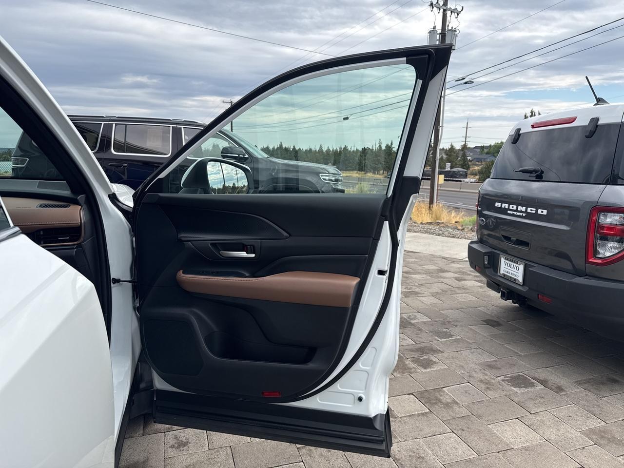 2024 Toyota Grand Highlander Hybrid MAX Platinum Bend OR