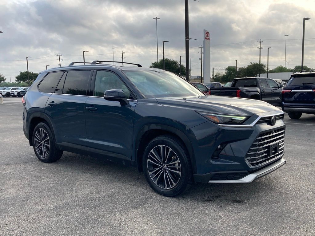 2024 Toyota Grand Highlander Hybrid MAX Platinum