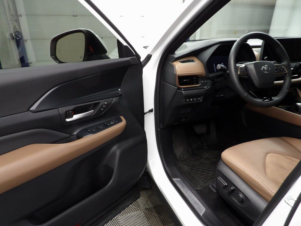 2024 Toyota Grand Highlander Hybrid Max Limited AWD Fond du Lac WI