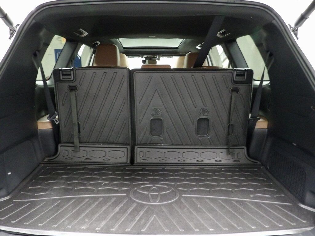 2024 Toyota Grand Highlander Hybrid Max Limited AWD Fond du Lac WI