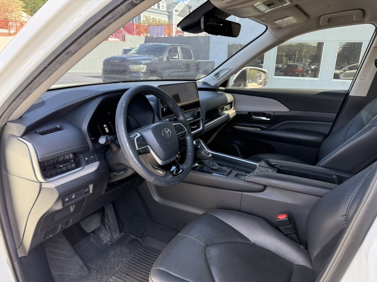 2024 Toyota Grand Highlander Limited Fitchburg MA