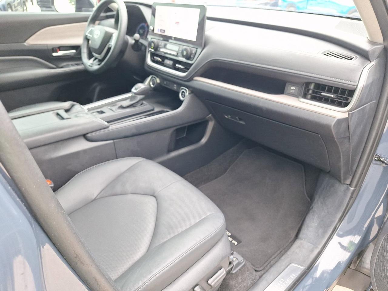 2024 Toyota Grand Highlander Limited Hurst TX
