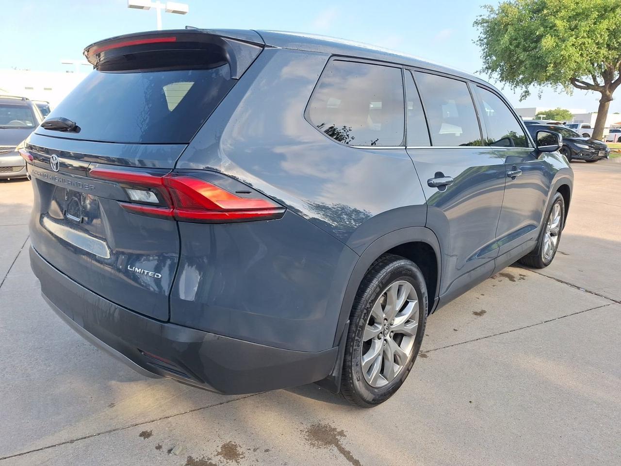 2024 Toyota Grand Highlander Limited Hurst TX