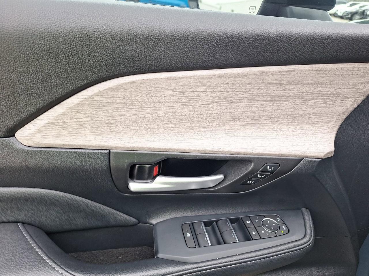 2024 Toyota Grand Highlander Limited Hurst TX