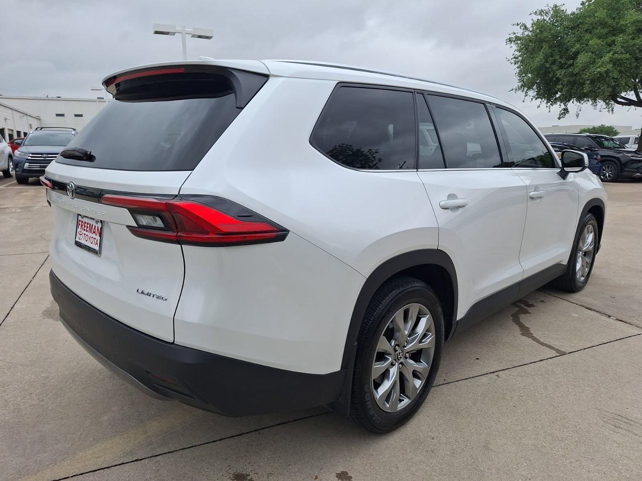 2024 Toyota Grand Highlander Limited Hurst TX