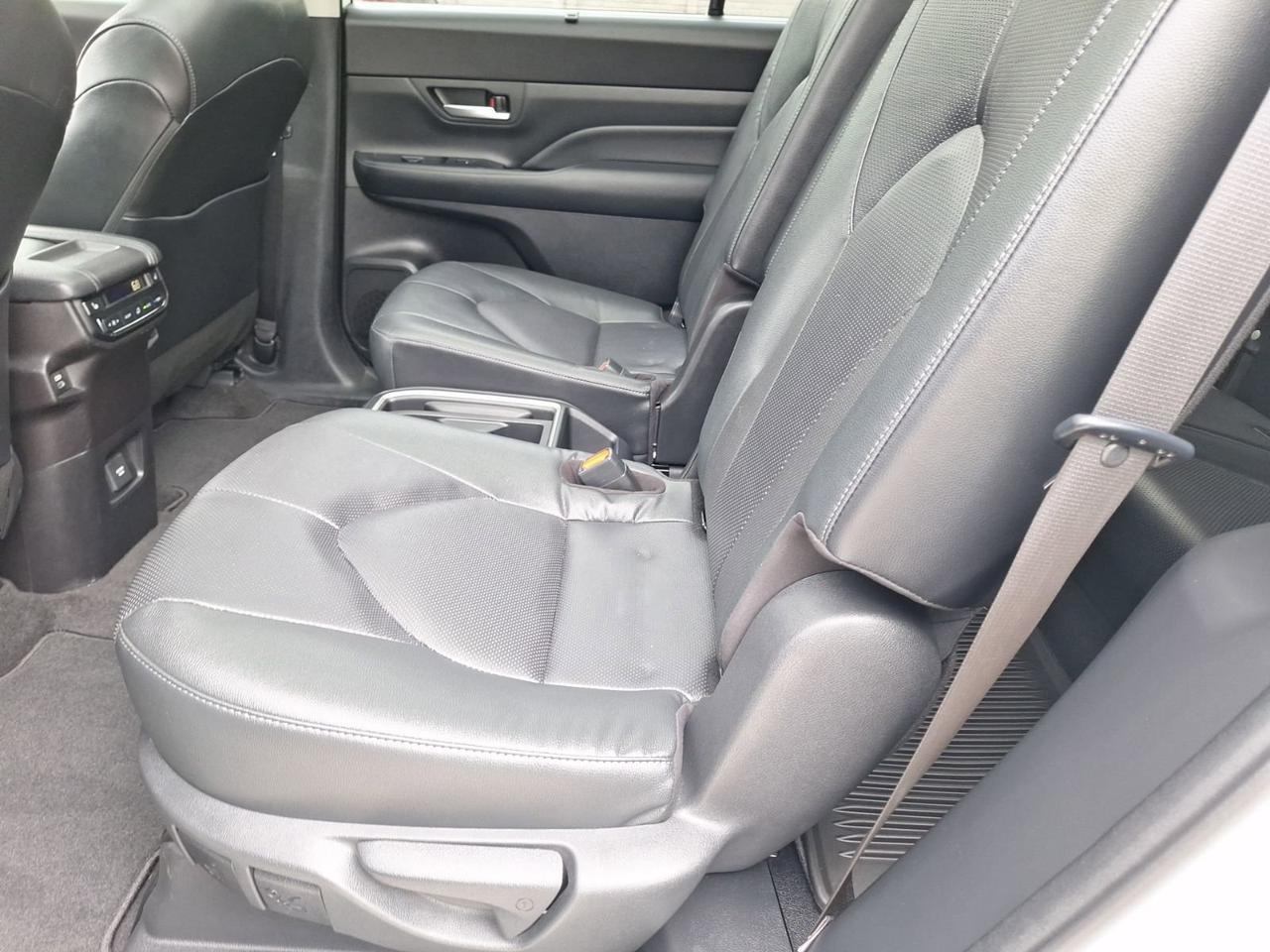 2024 Toyota Grand Highlander Limited Hurst TX