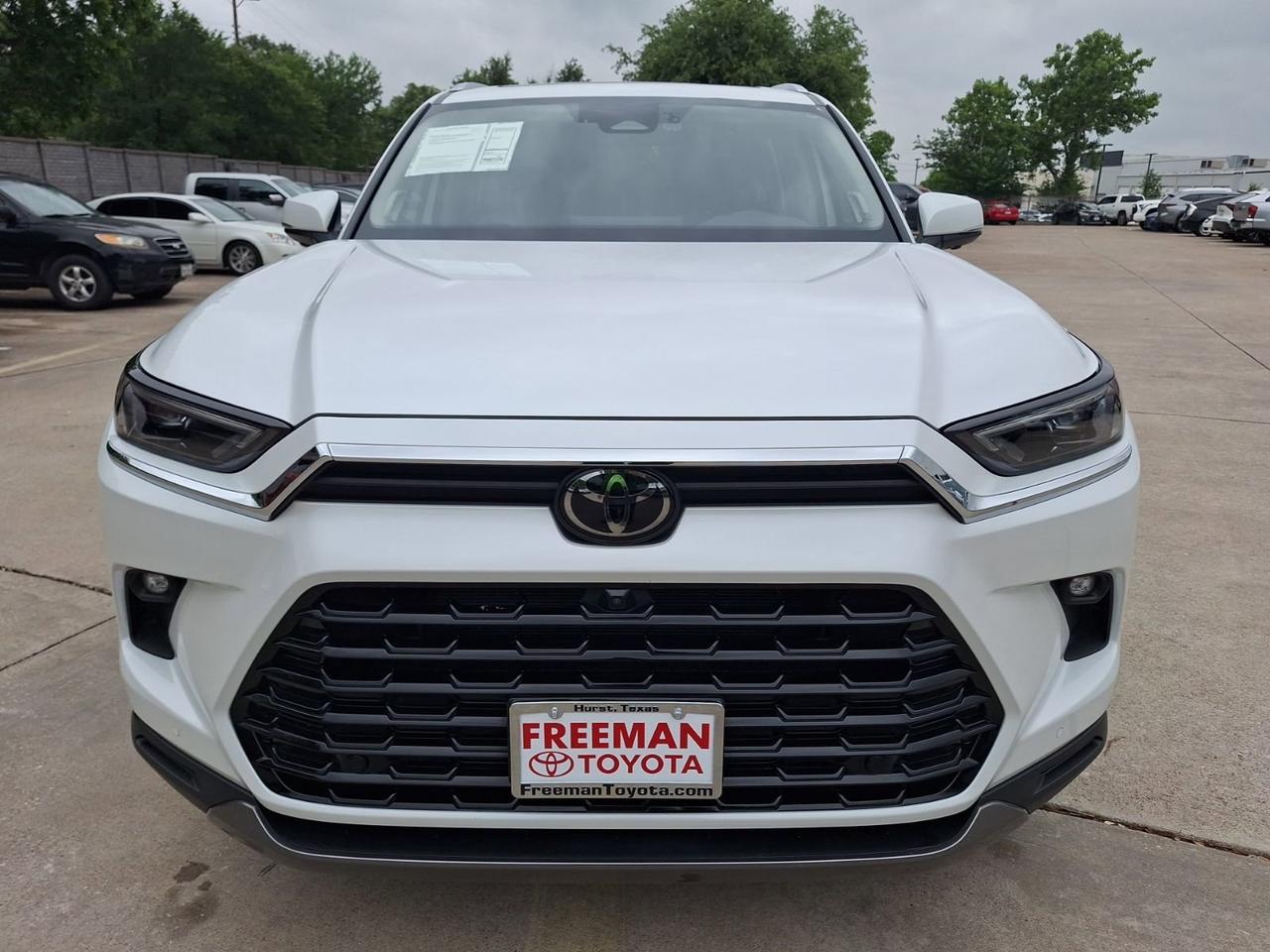 2024 Toyota Grand Highlander Limited Hurst TX