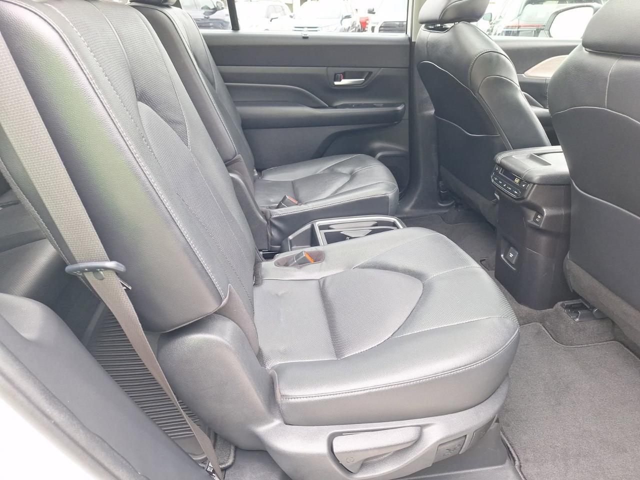 2024 Toyota Grand Highlander Limited Hurst TX