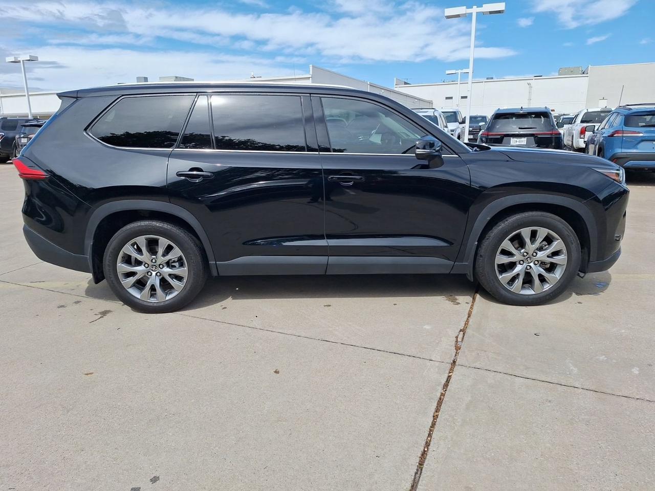 2024 Toyota Grand Highlander Limited Hurst TX
