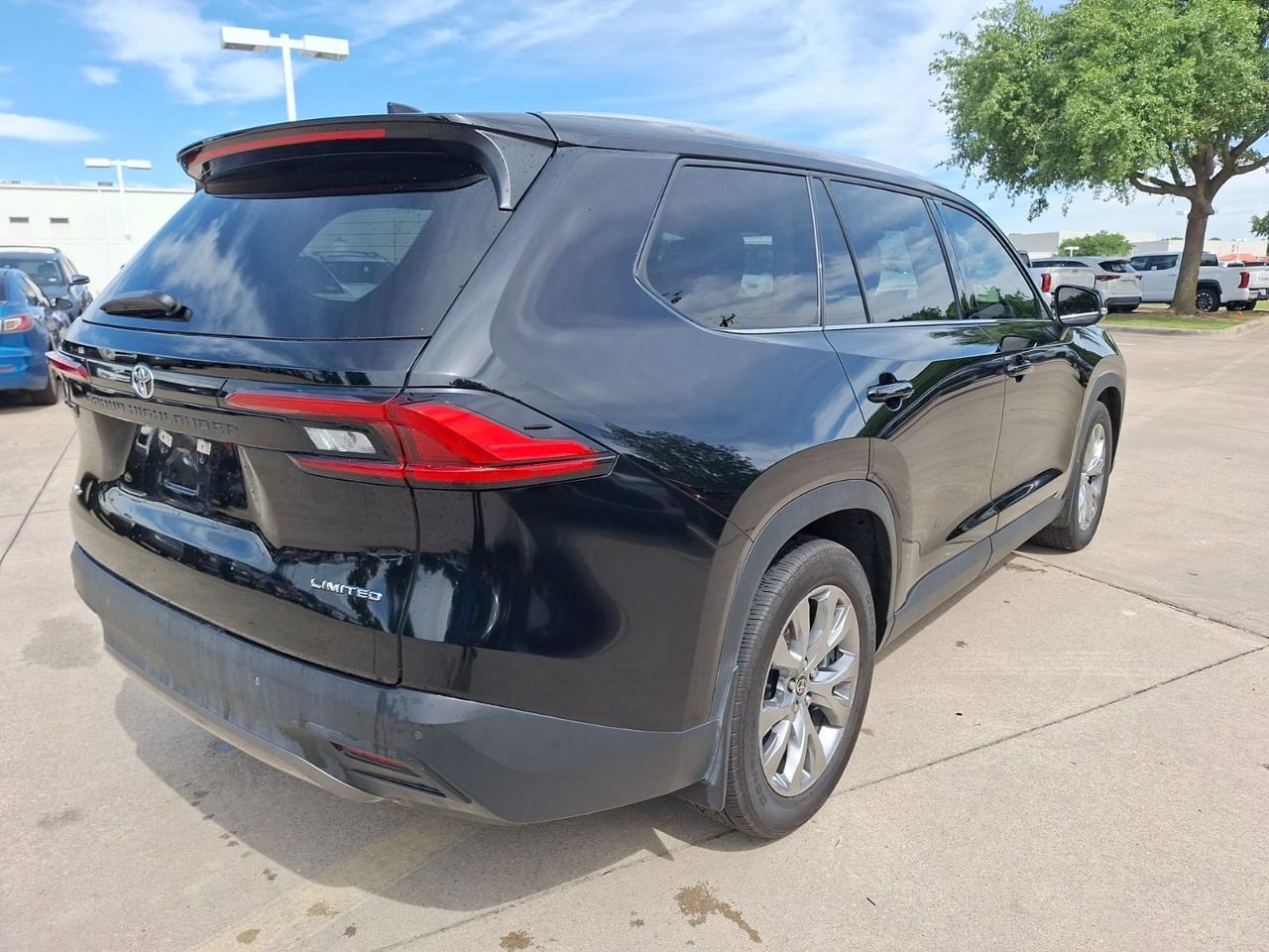2024 Toyota Grand Highlander Limited Hurst TX