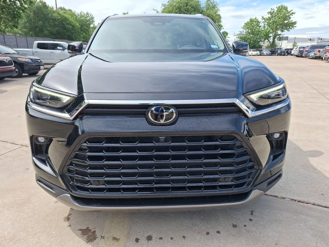 2024 Toyota Grand Highlander Limited Hurst TX