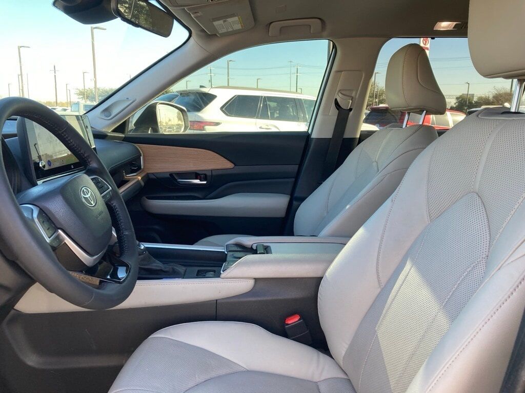 2024 Toyota Grand Highlander Limited San Antonio TX