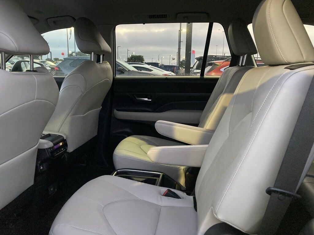 2024 Toyota Grand Highlander Limited San Antonio TX