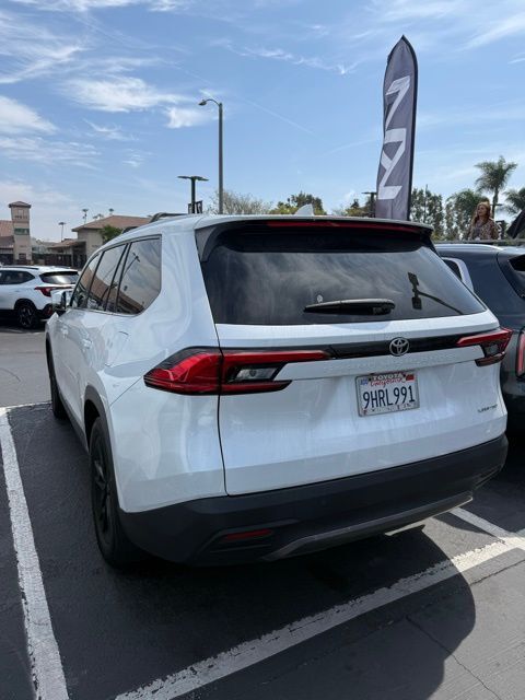2024 Toyota Grand Highlander Limited Huntington Beach CA