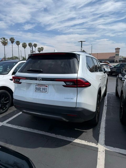 2024 Toyota Grand Highlander Limited Huntington Beach CA