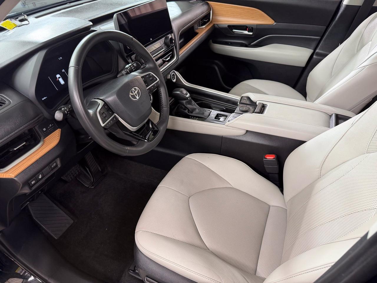 2024 Toyota Grand Highlander Limited Annapolis MD