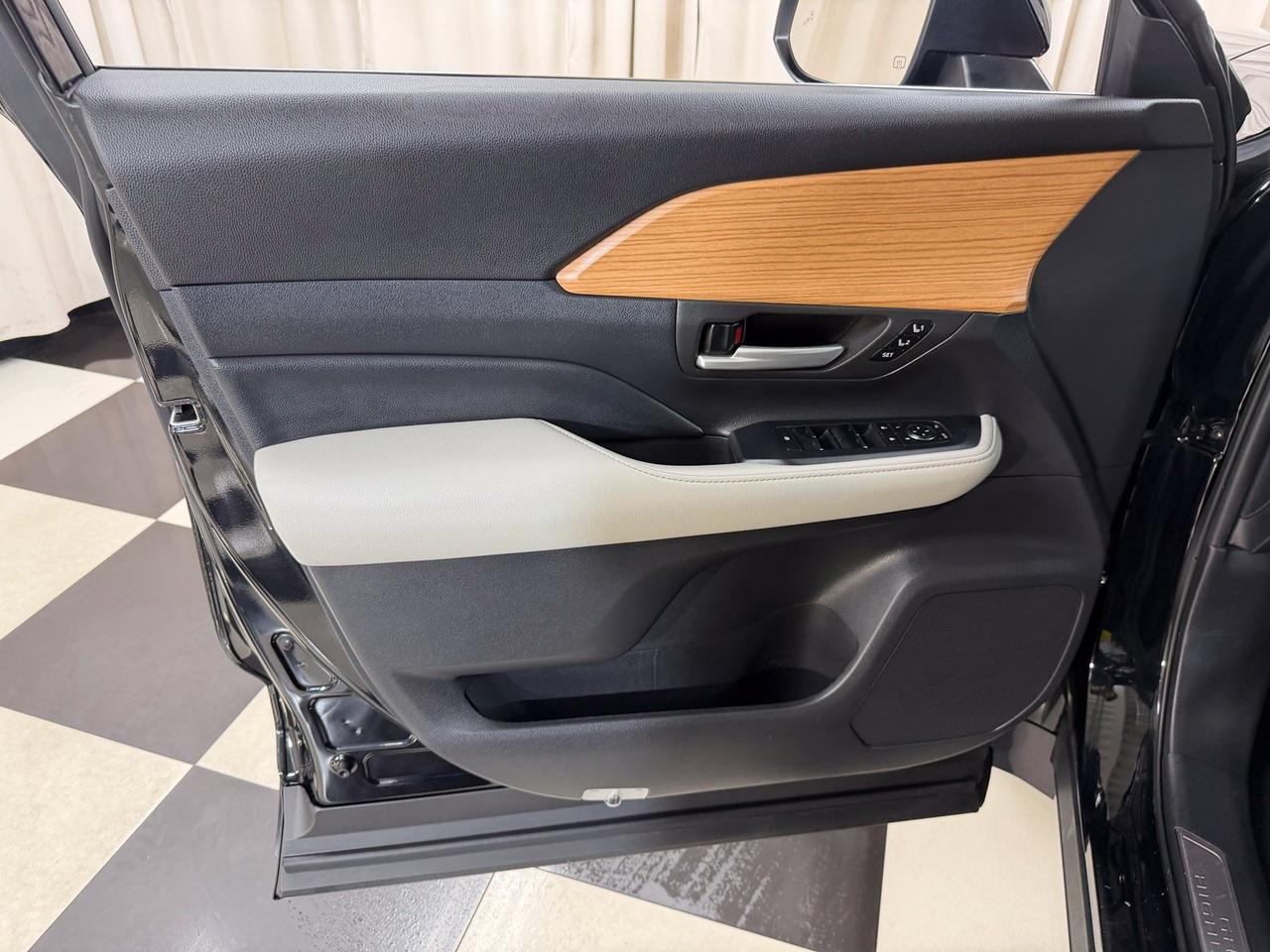 2024 Toyota Grand Highlander Limited Annapolis MD