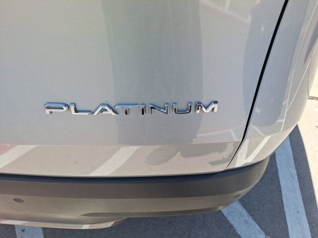 2024 Toyota Grand Highlander Platinum Hurst TX